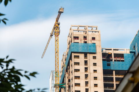 建設工程勞務分包糾紛案由解析——聚焦建筑勞務分包中的法律風險與爭議焦點